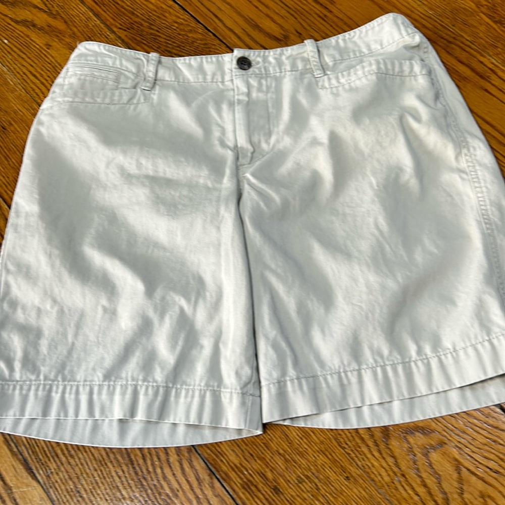 LRL Lauren Jeans Co. Ralph Lauren chino shorts. Size 10. Cotton. Great condition